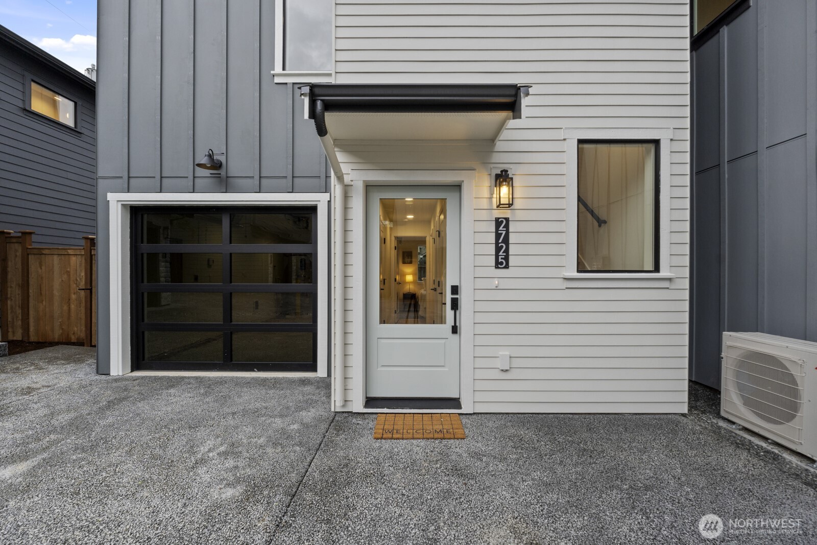 2725 NE 87th Street , Seattle, WA 98115