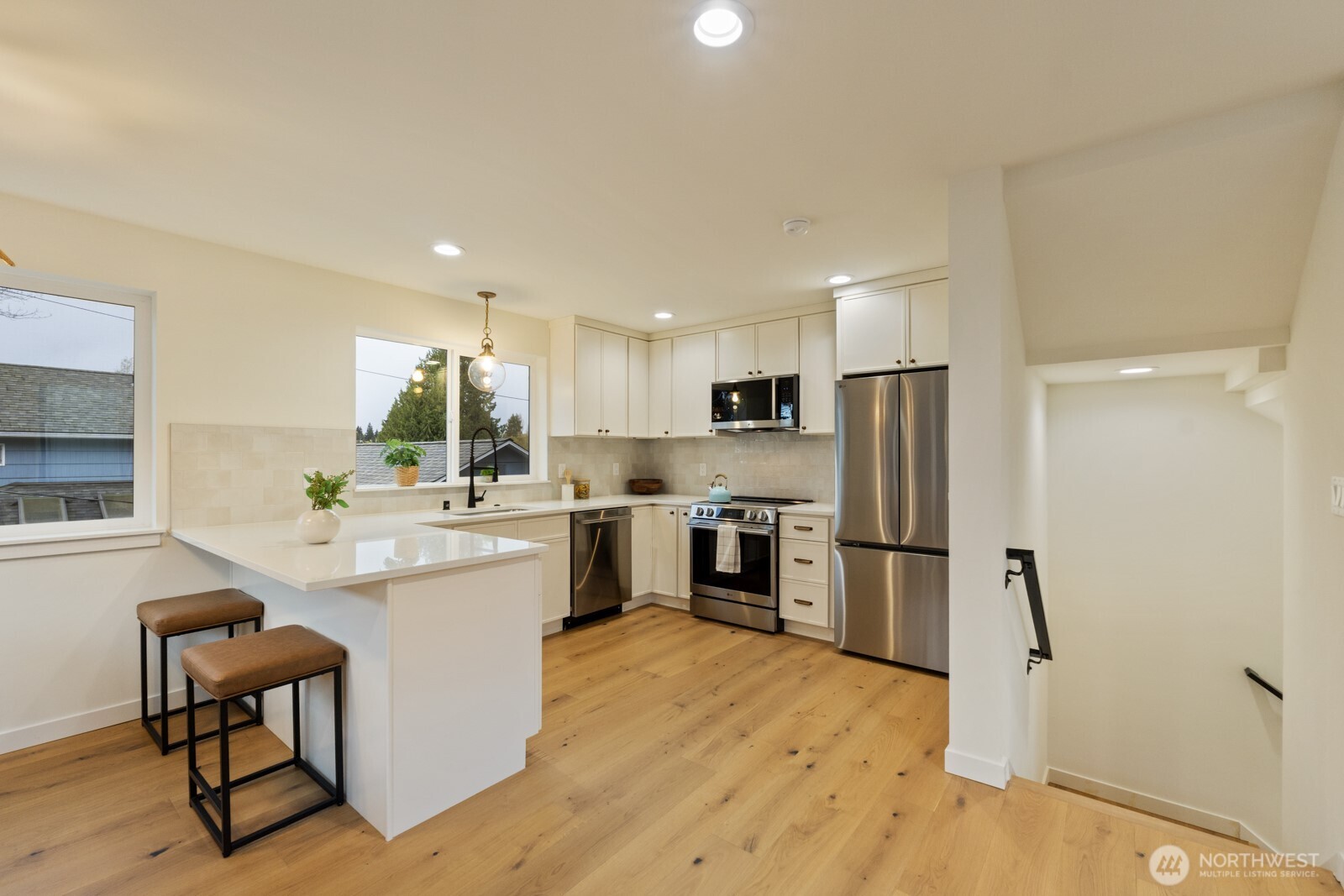 2725 NE 87th Street , Seattle, WA 98115