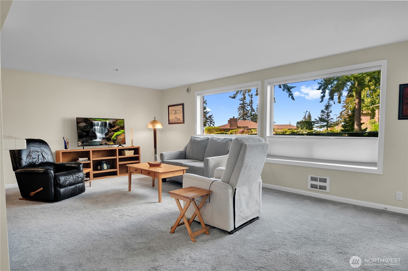 8260 53rd Avenue W #207, Mukilteo, WA 98275