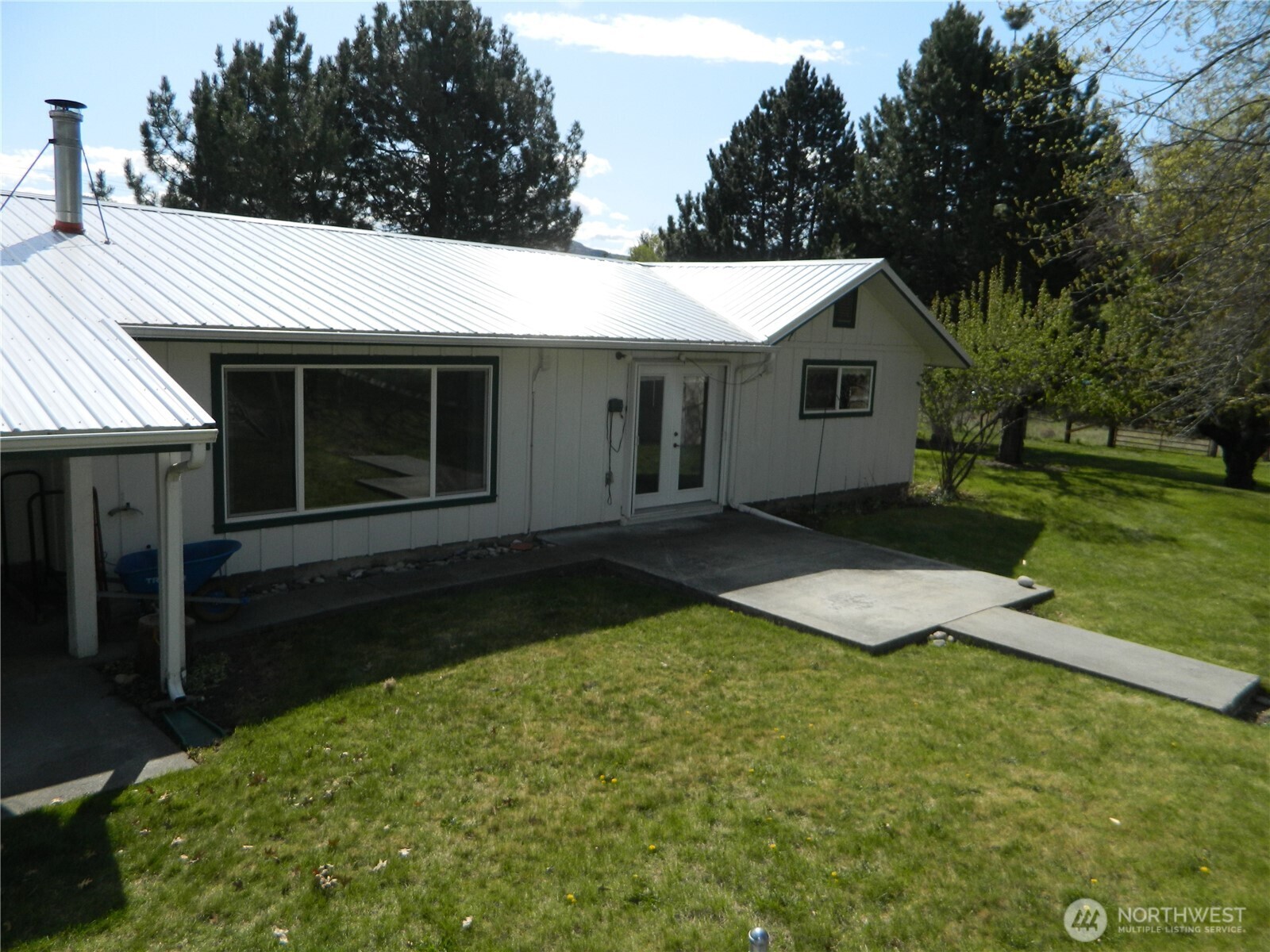 651 Highway 7 , Tonasket, WA 98855