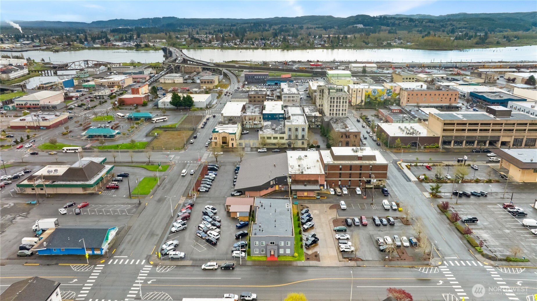 215 E 1st Street , Aberdeen, WA 98520