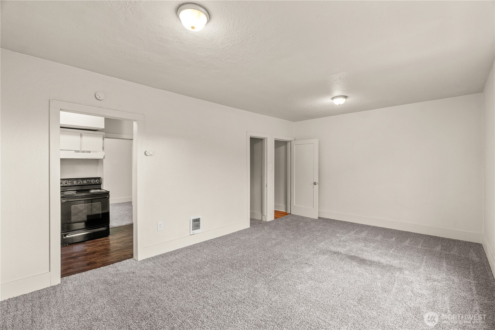 215 E 1st Street , Aberdeen, WA 98520