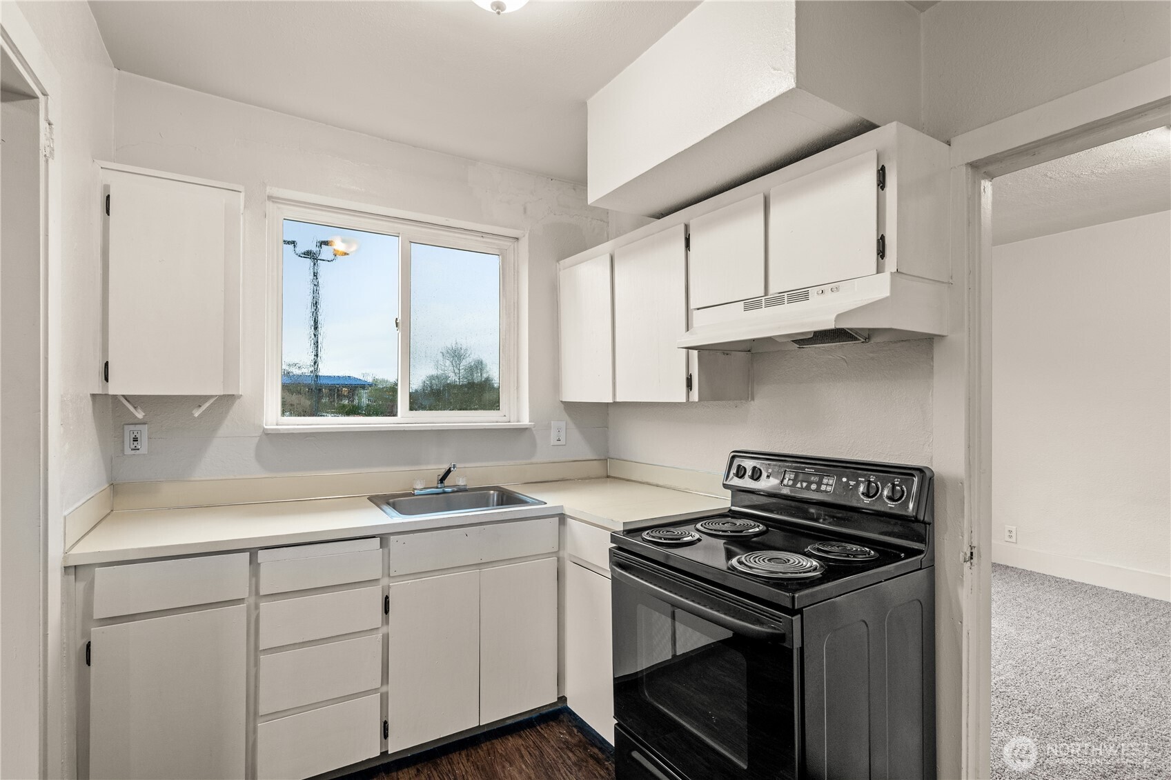 215 E 1st Street , Aberdeen, WA 98520