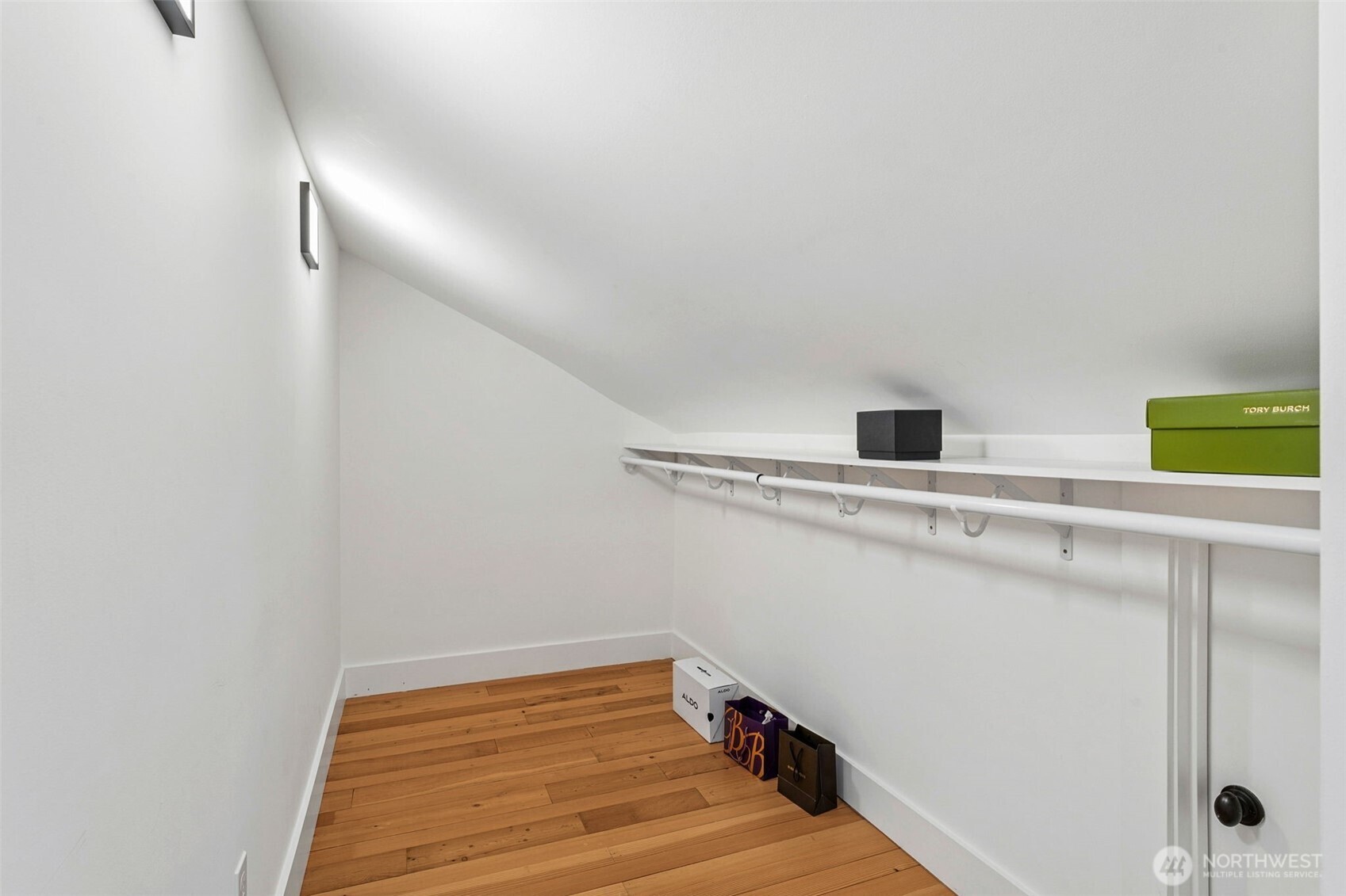 6010 49th Avenue SW, Seattle, WA 98136