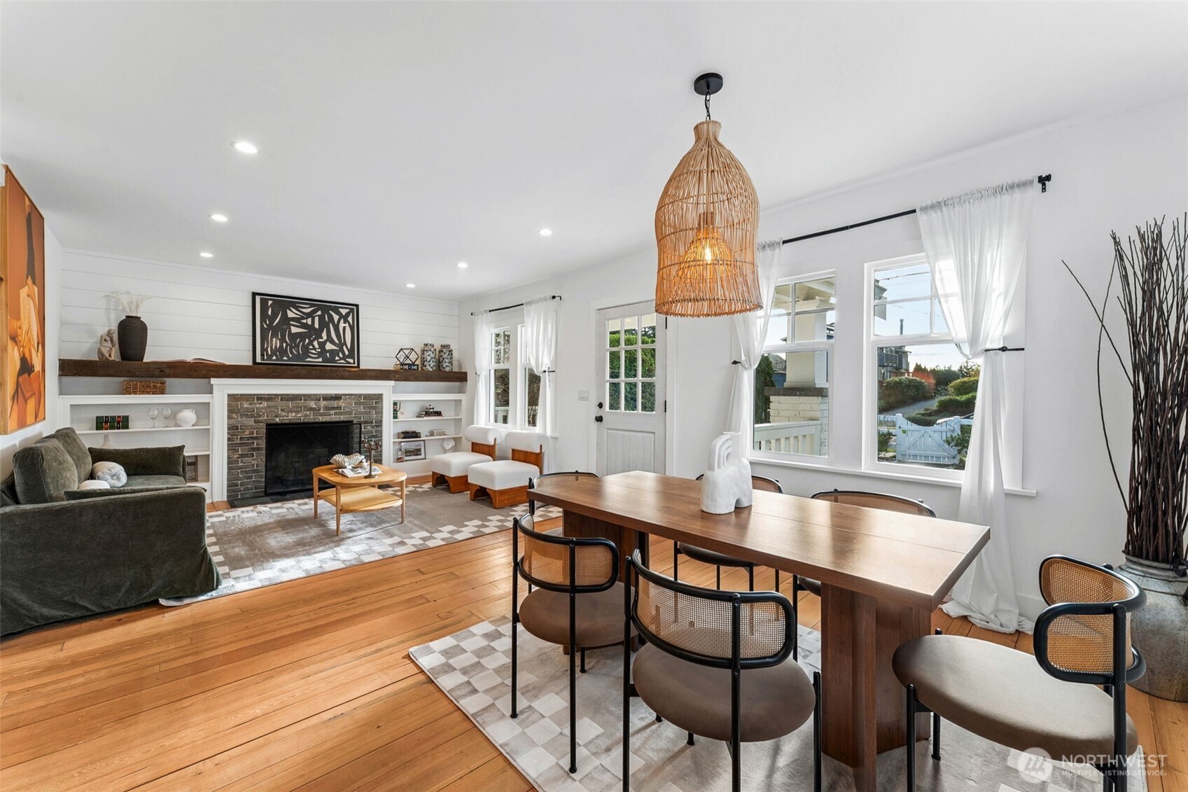 6010 49th Avenue SW, Seattle, WA 98136