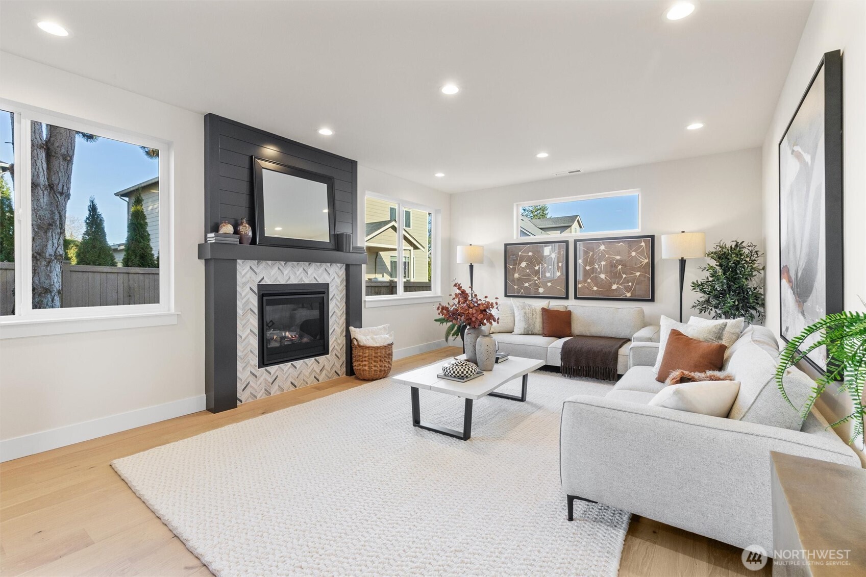 25 213th Place SW, Bothell, WA 98021