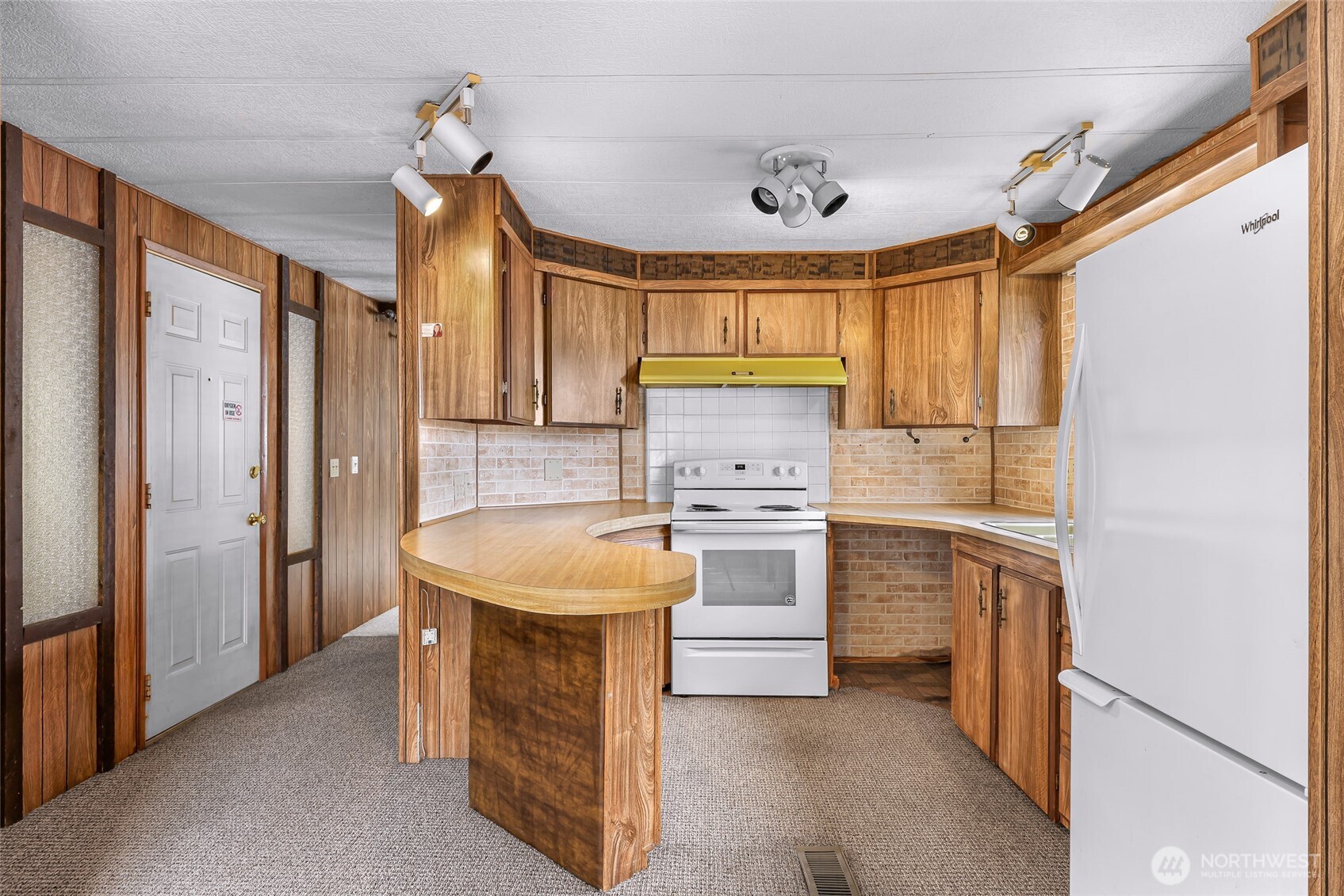2210 Old Hwy 99 Road #15, Mount Vernon, WA 98237