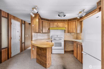 2210 Old Hwy 99 Road #15, Mount Vernon, WA 98237 - Photo 10