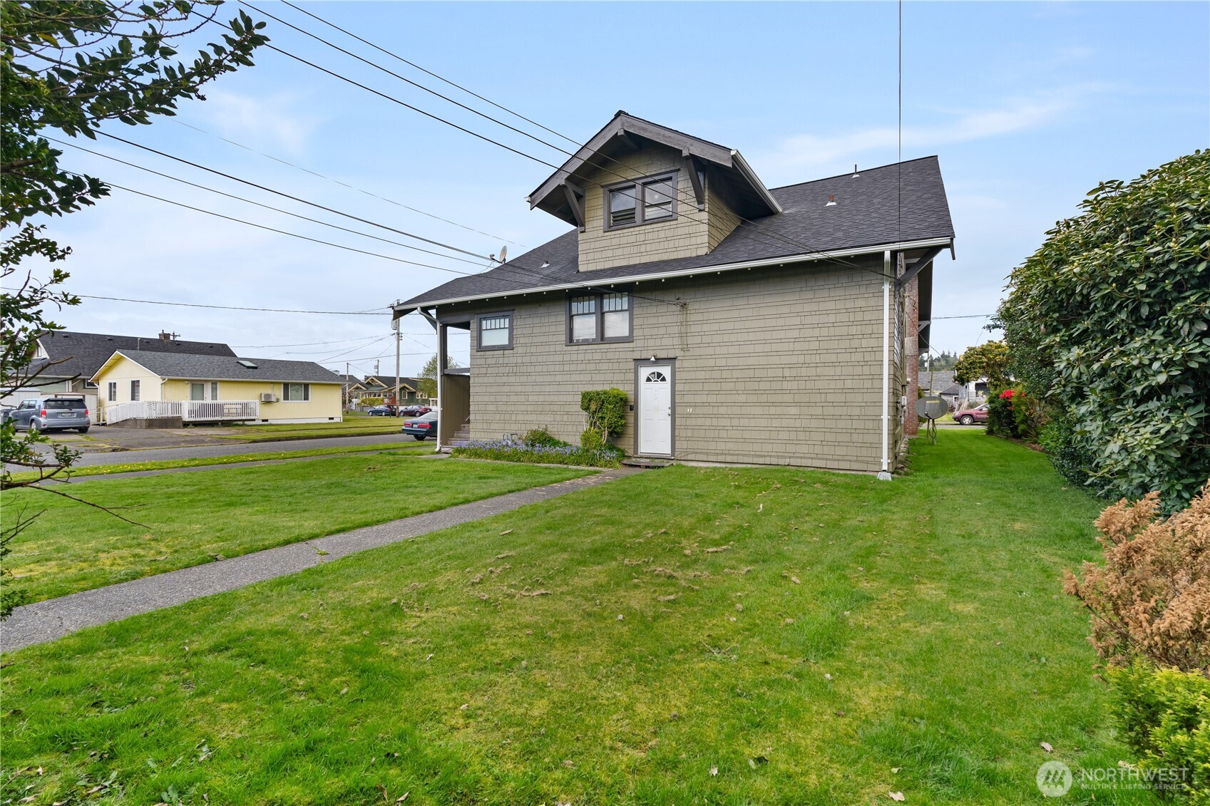 521 W 3rd Street , Aberdeen, WA 98520