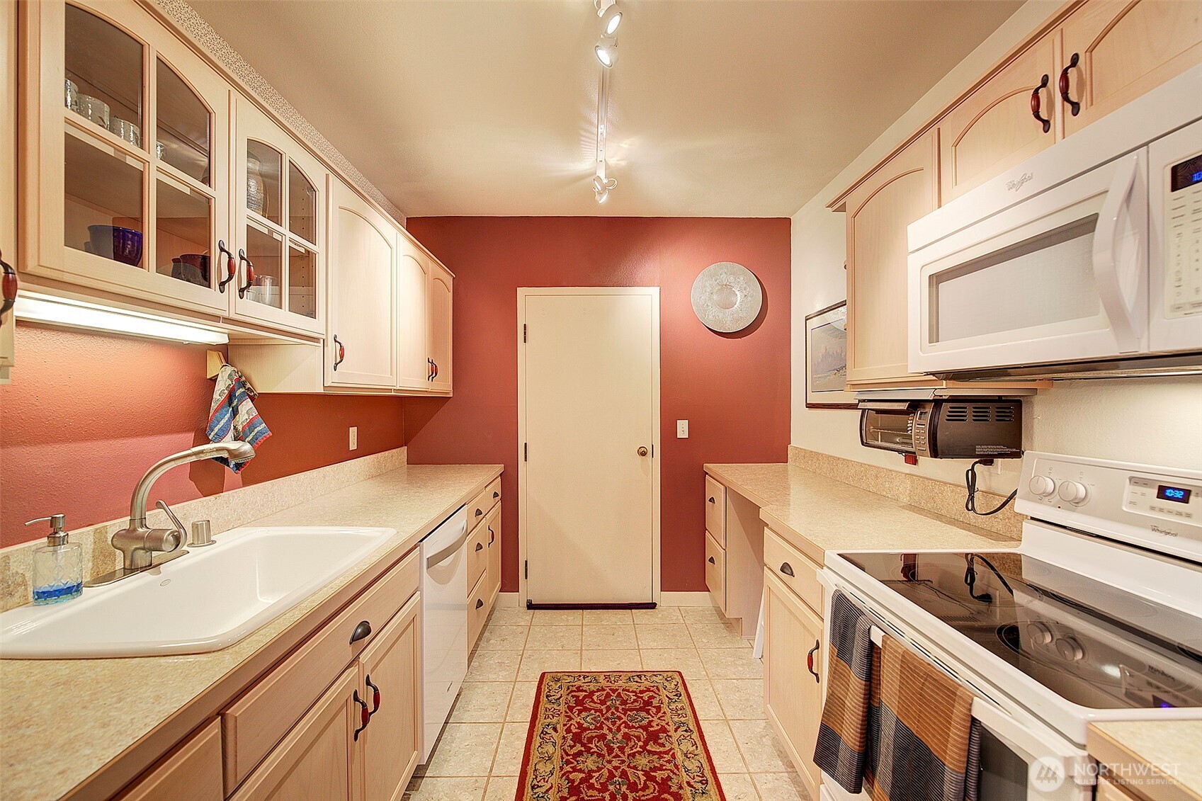 19511 86th Avenue W #511, Edmonds, WA 98026
