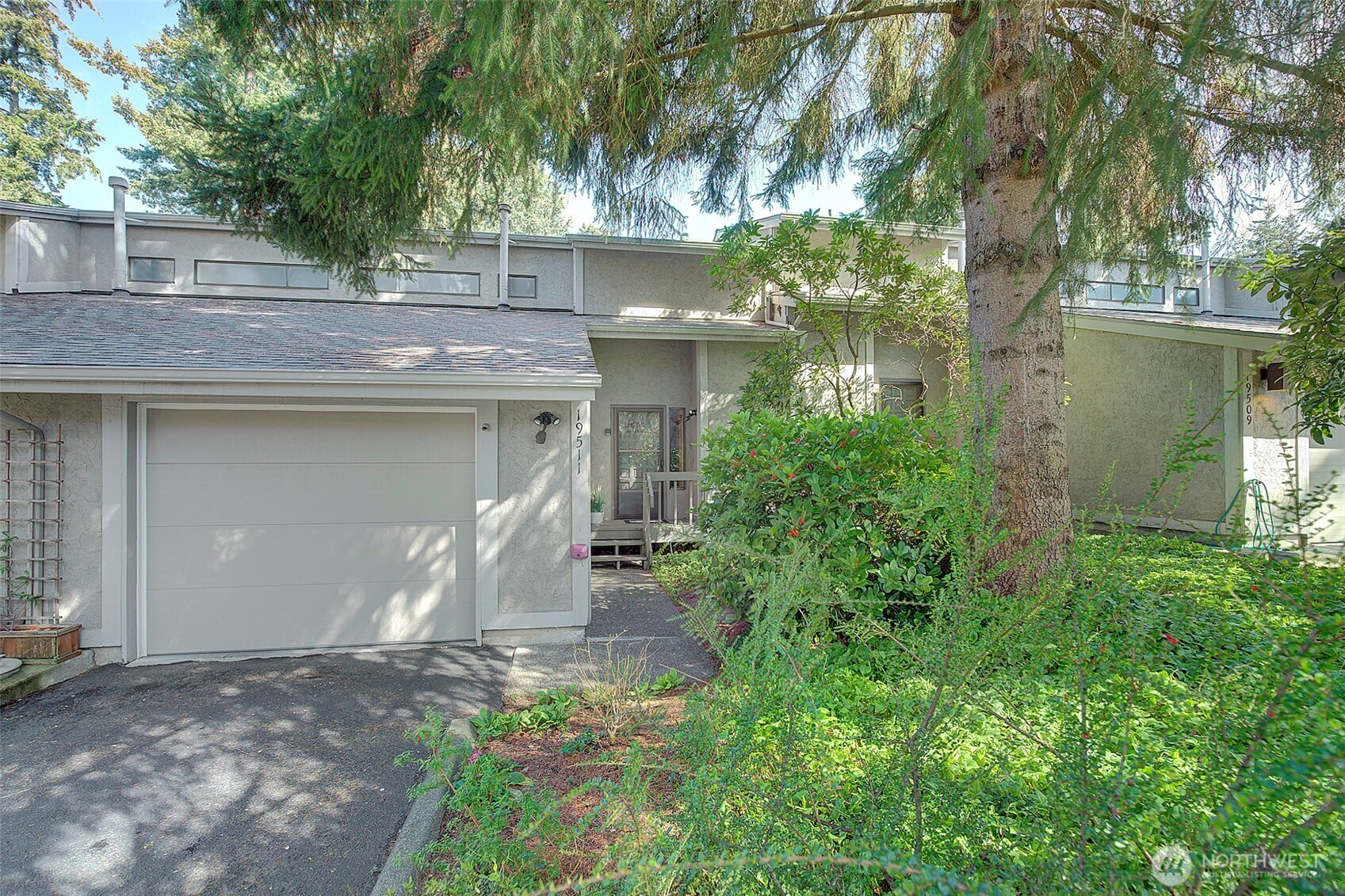 19511 86th Avenue W #511, Edmonds, WA 98026