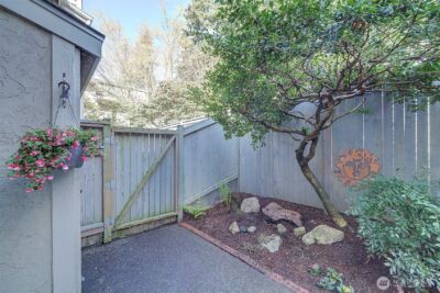 19511 86th Avenue W #511, Edmonds, WA 98026 - Photo 10