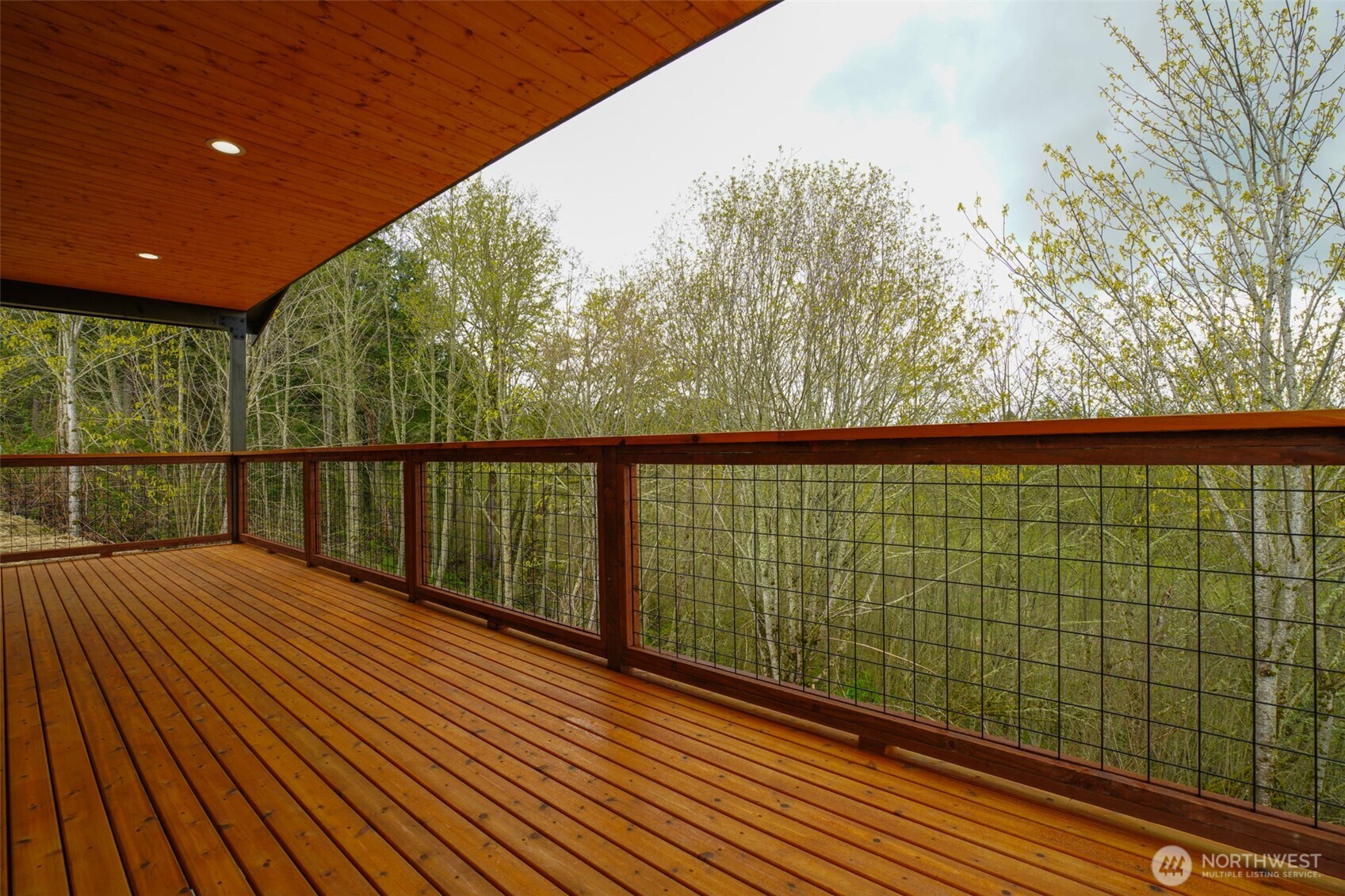 254 Skyler Way , Eatonville, WA 98328