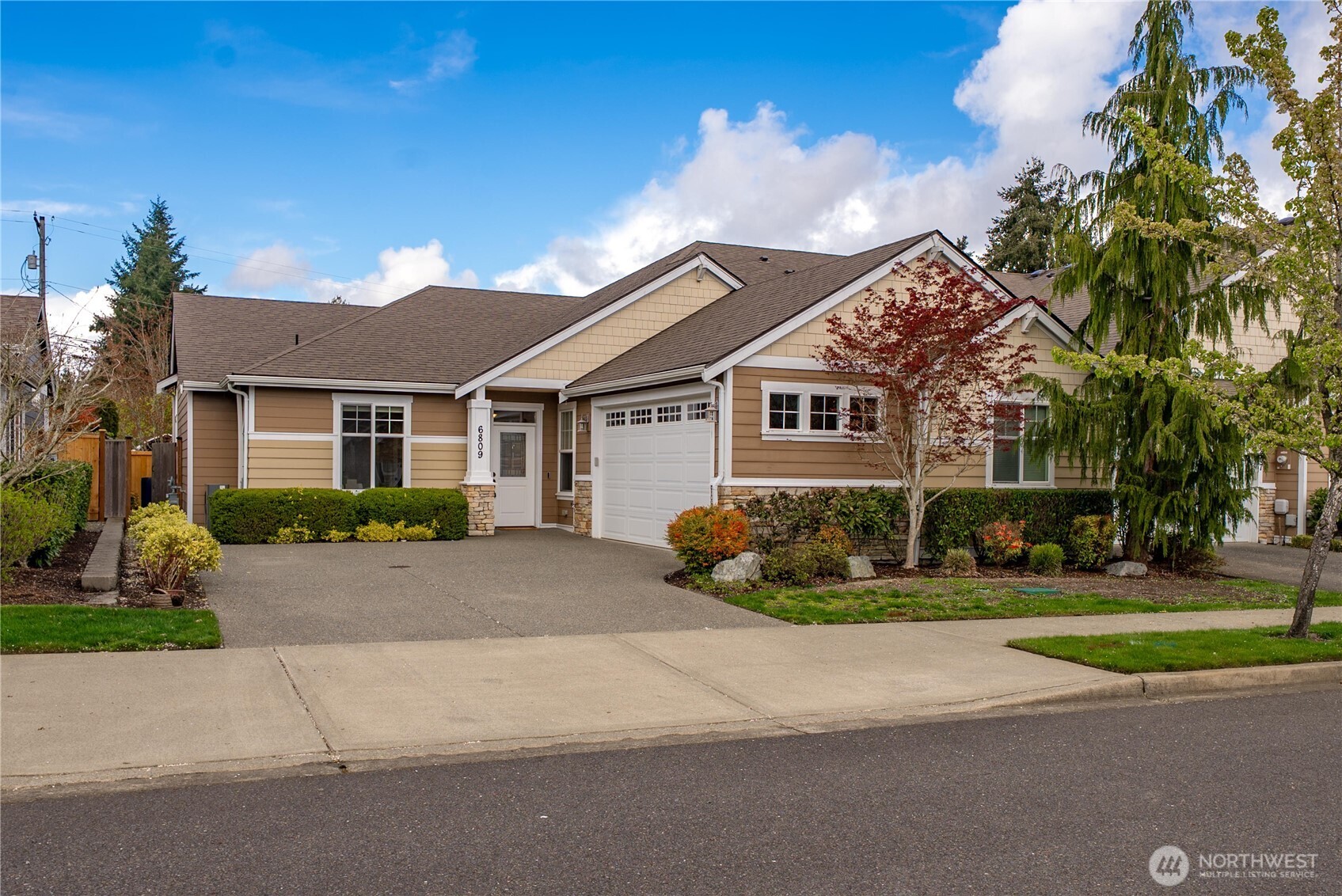 6809 Boulders Way W, University Place, WA 98466