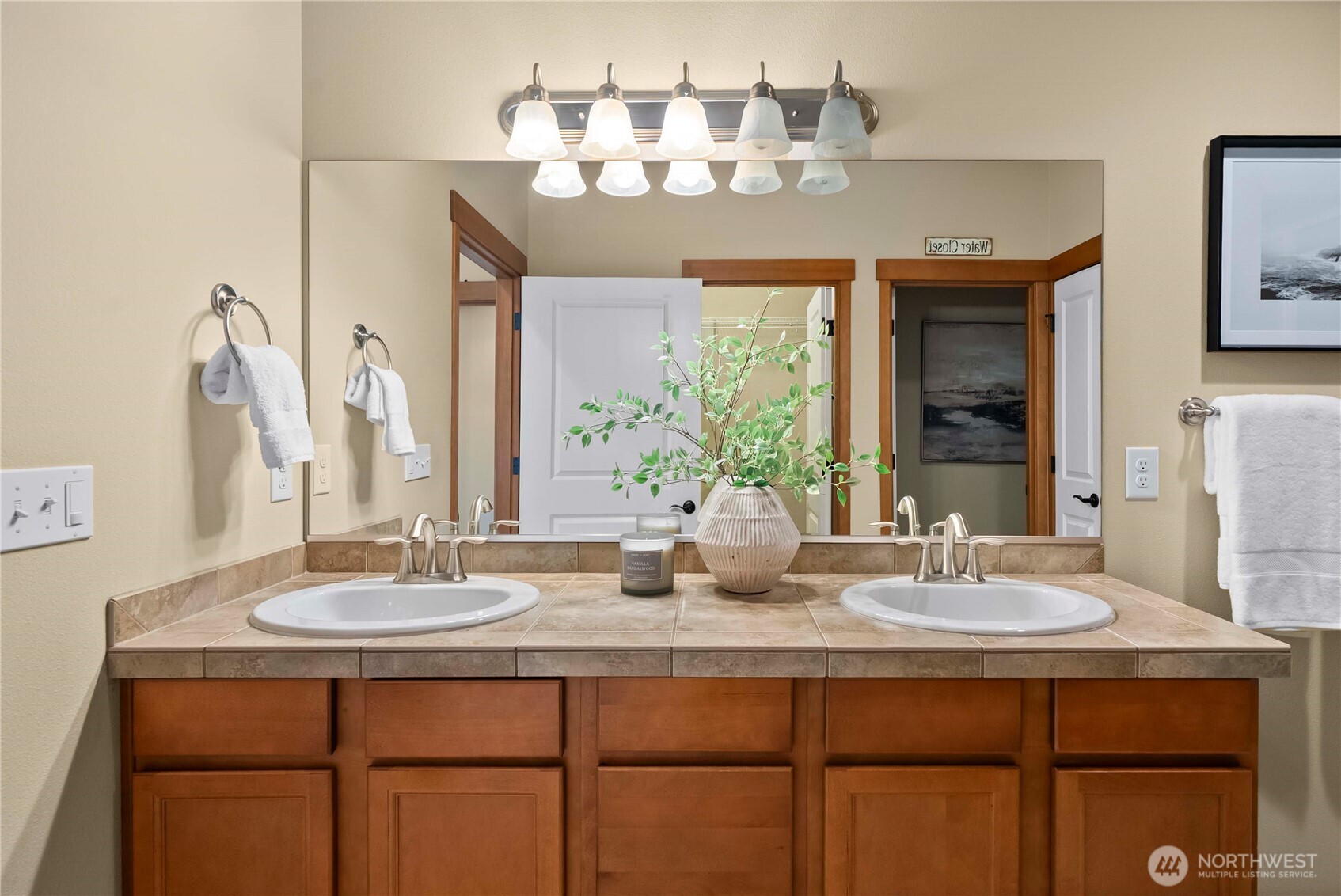 6809 Boulders Way W, University Place, WA 98466