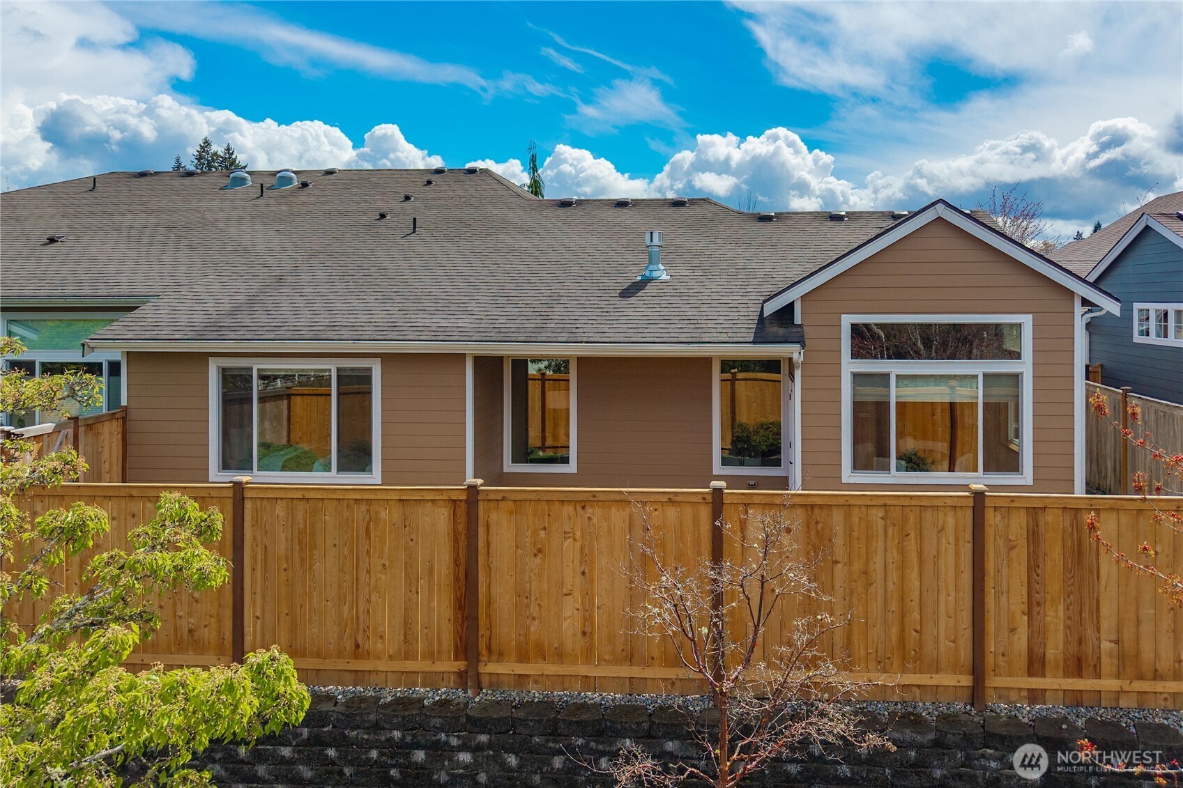 6809 Boulders Way W, University Place, WA 98466