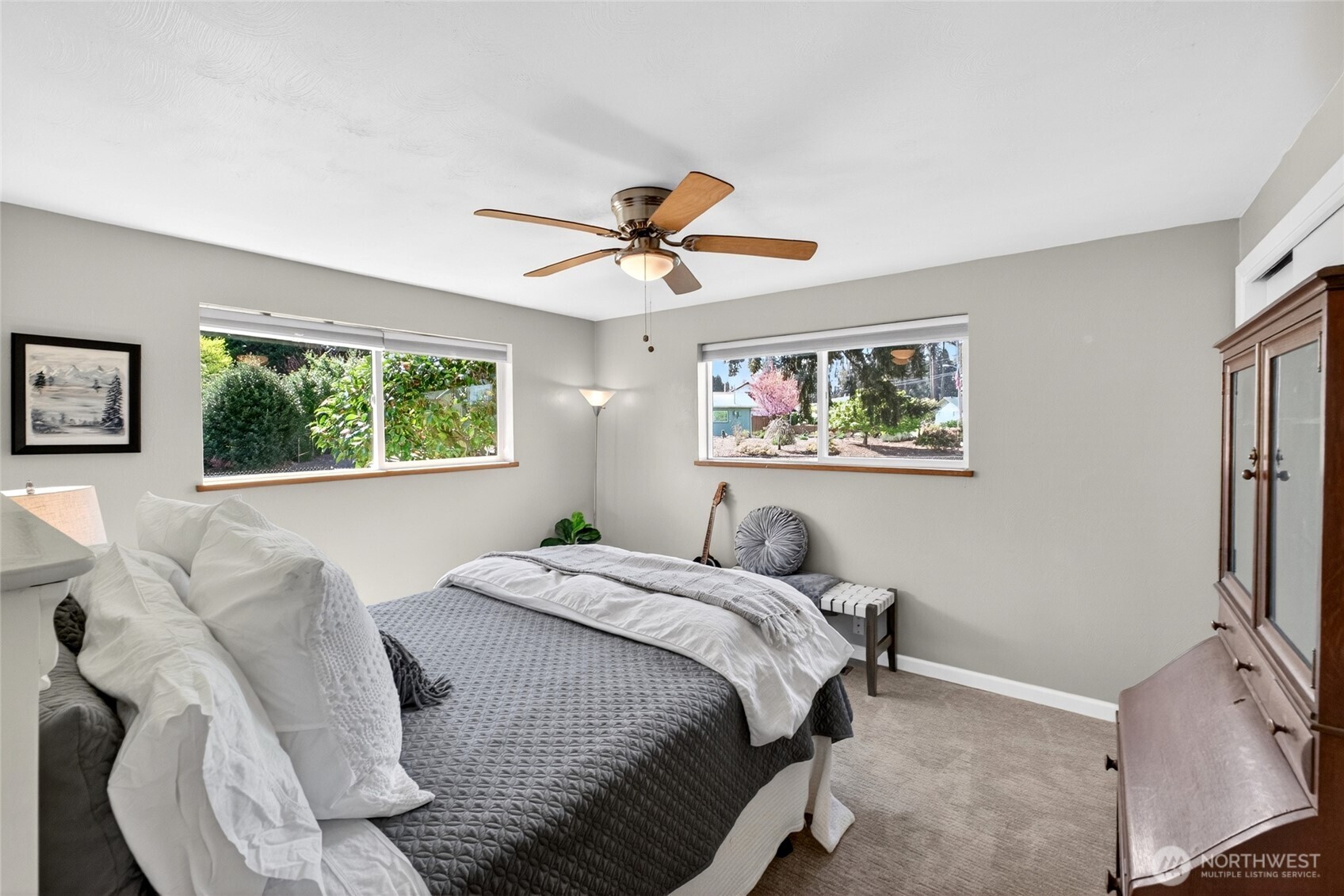 7252 14th Avenue NE, Olympia, WA 98516