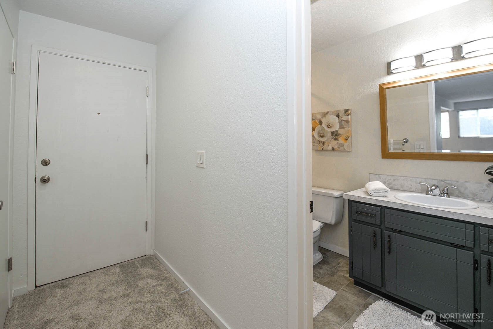 8747 Phinney Avenue N #13, Seattle, WA 98103