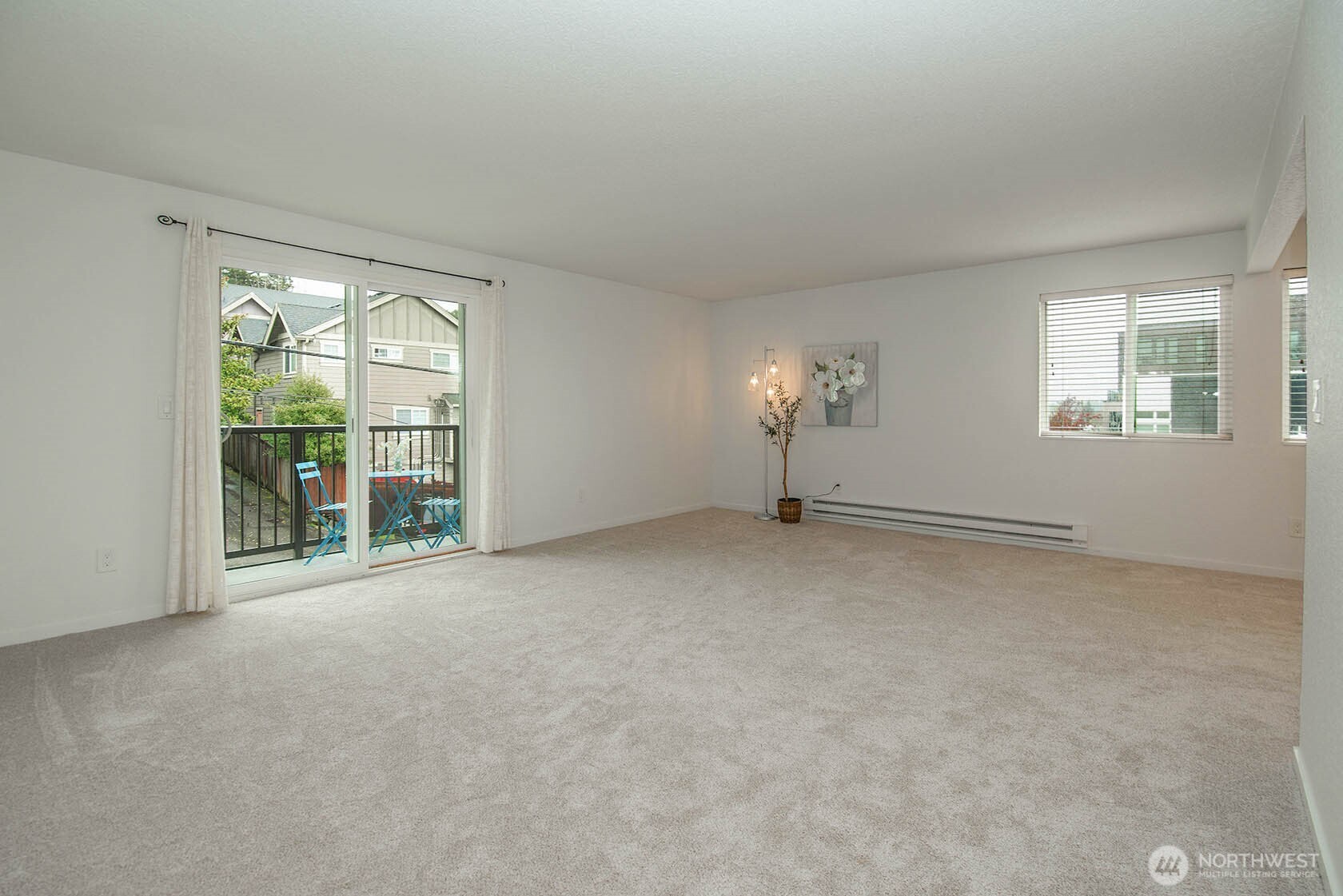 8747 Phinney Avenue N #13, Seattle, WA 98103