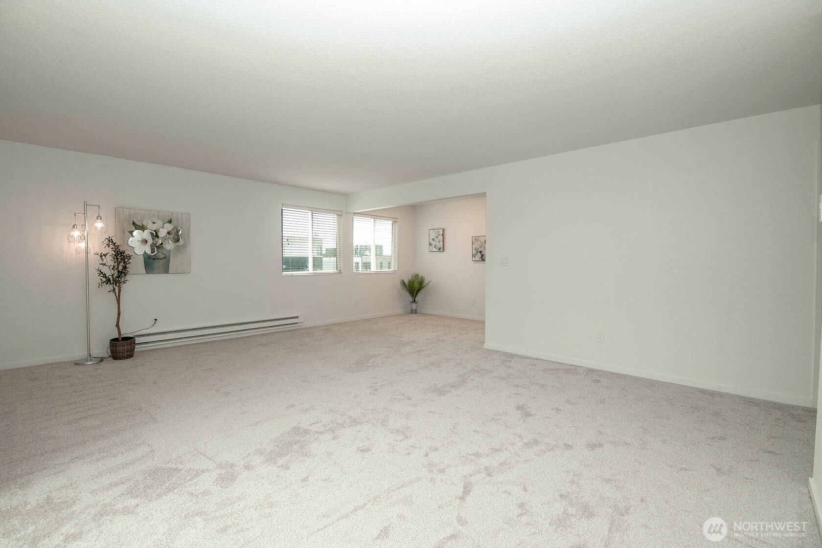 8747 Phinney Avenue N #13, Seattle, WA 98103