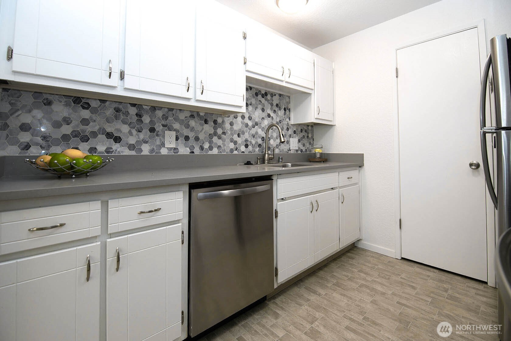 8747 Phinney Avenue N #13, Seattle, WA 98103