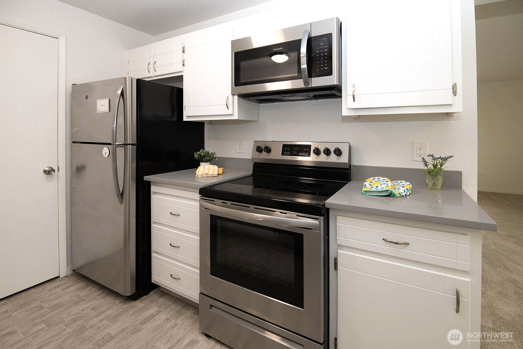 8747 Phinney Avenue N #13, Seattle, WA 98103