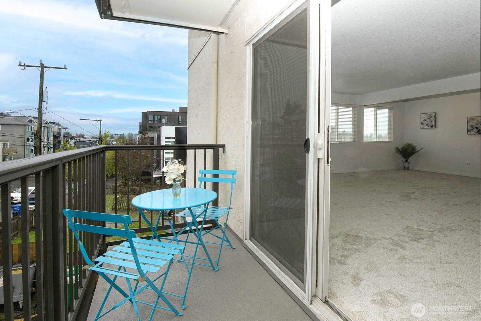 8747 Phinney Avenue N #13, Seattle, WA 98103