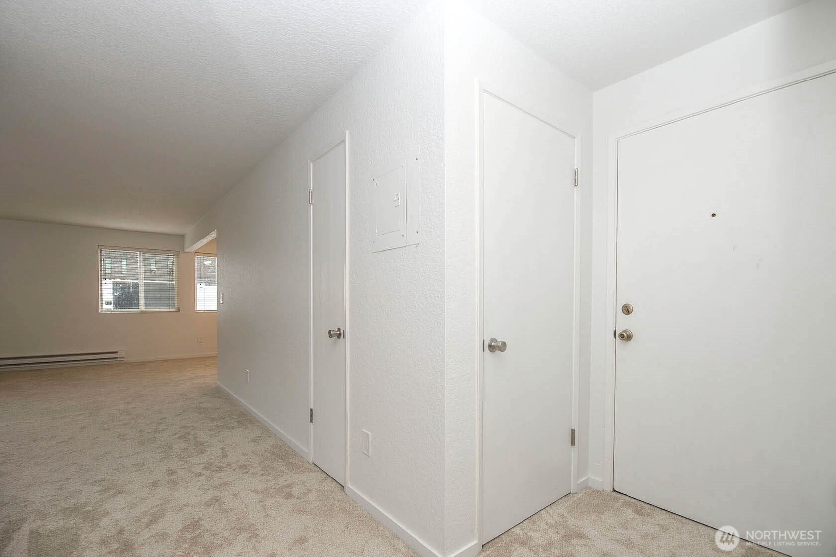 8747 Phinney Avenue N #13, Seattle, WA 98103