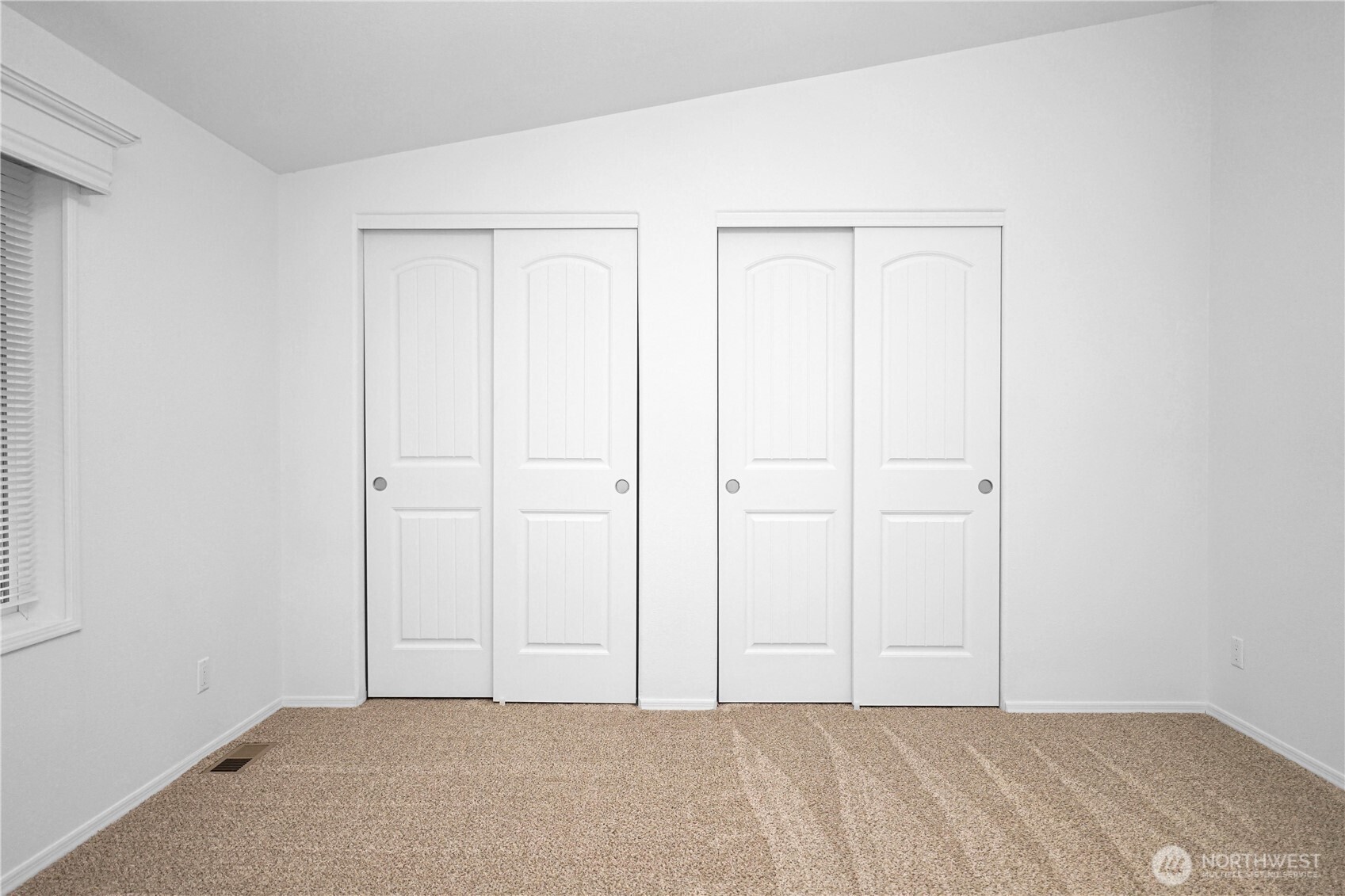 15231 Pine Drive , Renton, WA 98058