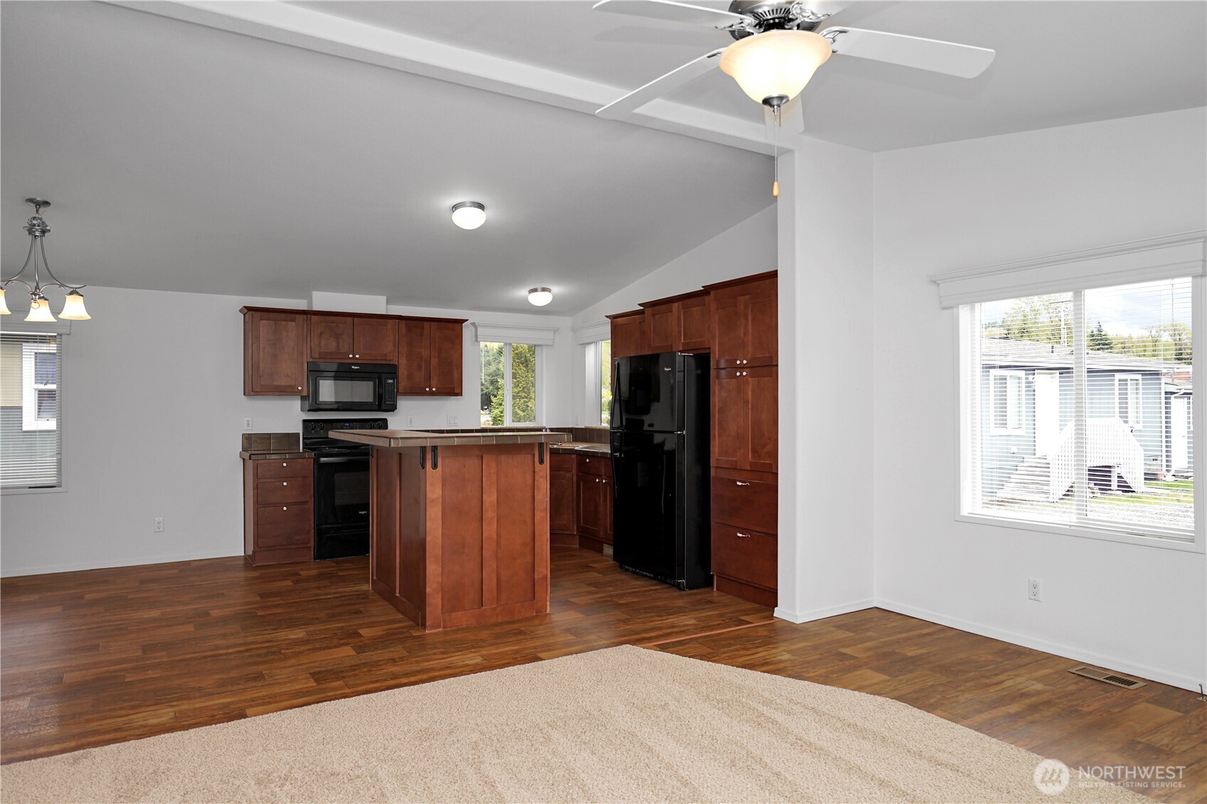 15231 Pine Drive , Renton, WA 98058