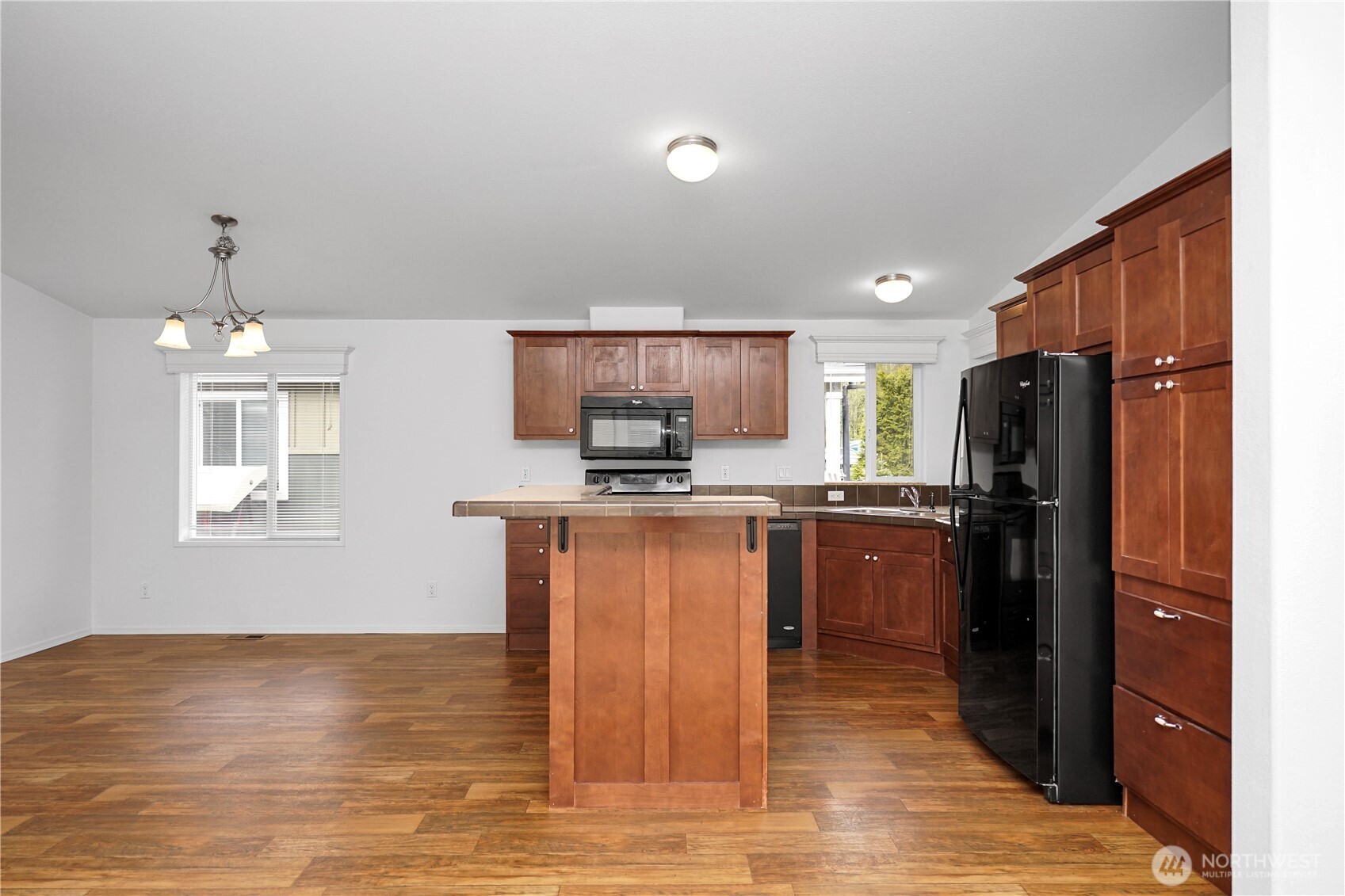 15231 Pine Drive , Renton, WA 98058