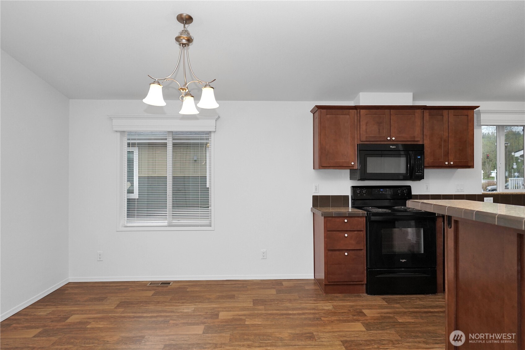 15231 Pine Drive , Renton, WA 98058