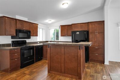 15231 Pine Drive , Renton, WA 98058 - Photo 8