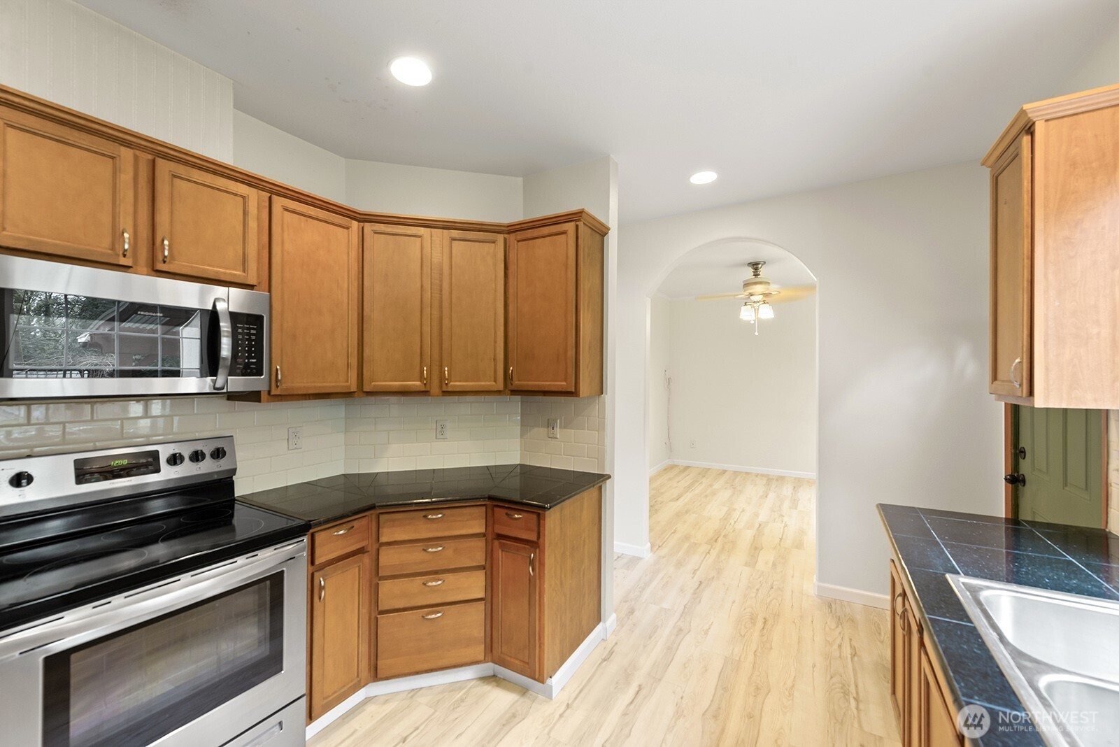 19830 10th Place S, Des Moines, WA 98148
