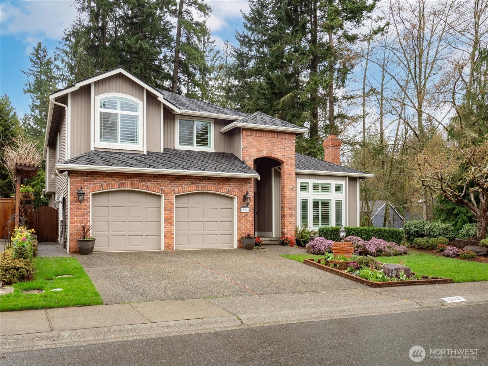 12915 50th Place W, Mukilteo, WA 98275