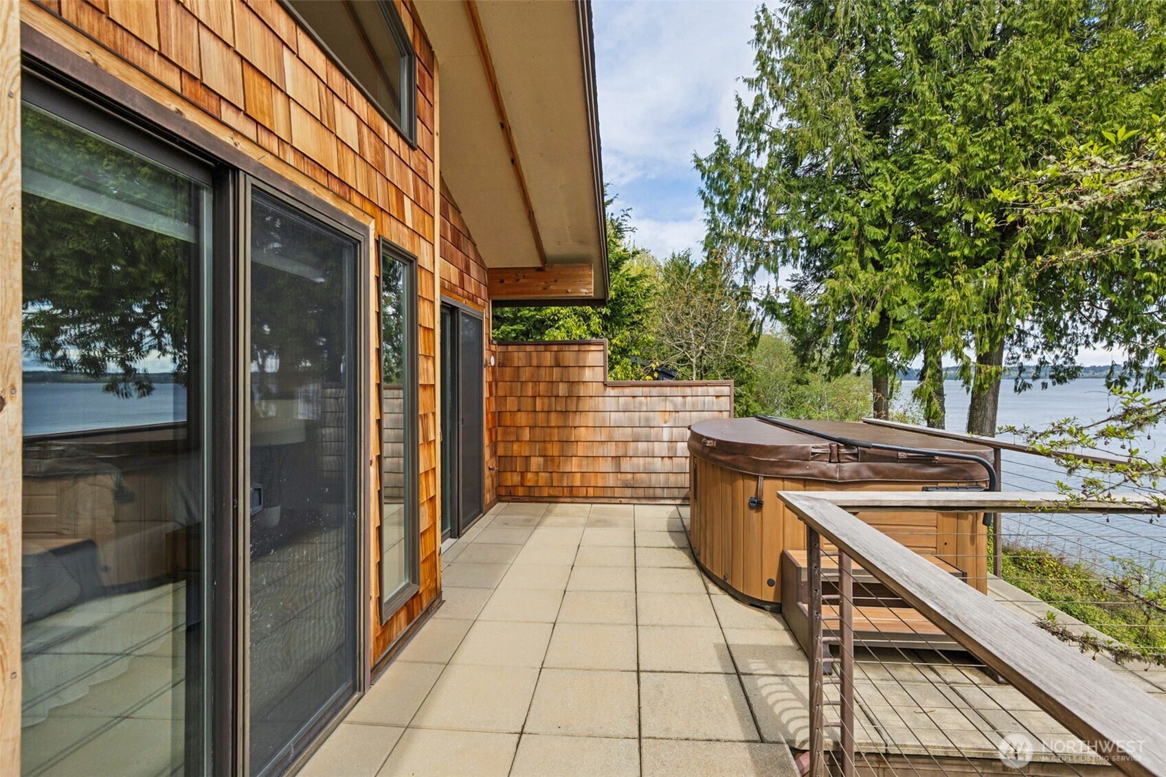 2422 44th Avenue NW, Olympia, WA 98502