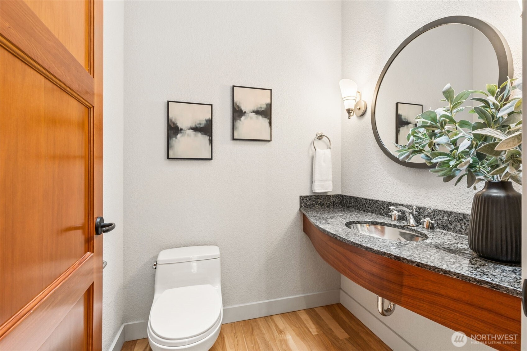 2422 44th Avenue NW, Olympia, WA 98502