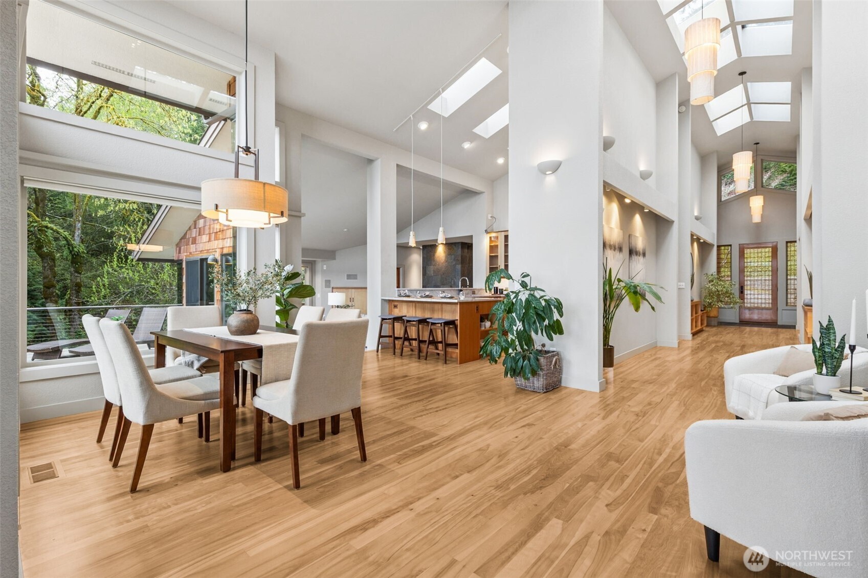 2422 44th Avenue NW, Olympia, WA 98502