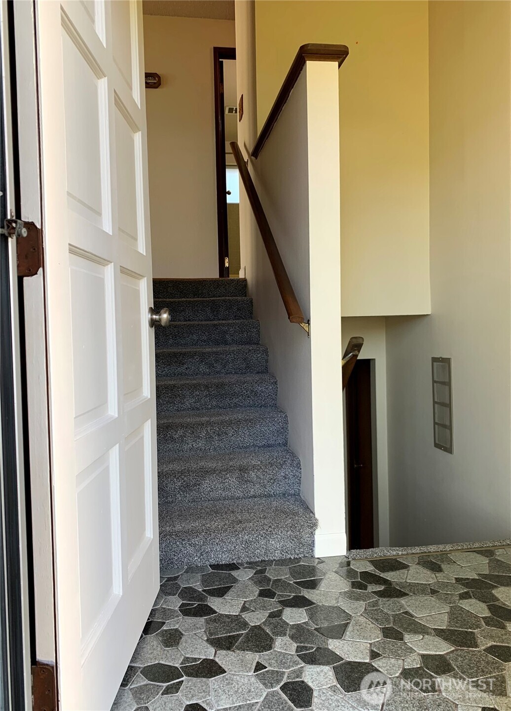 29818 4th Avenue SW, Federal Way, WA 98023