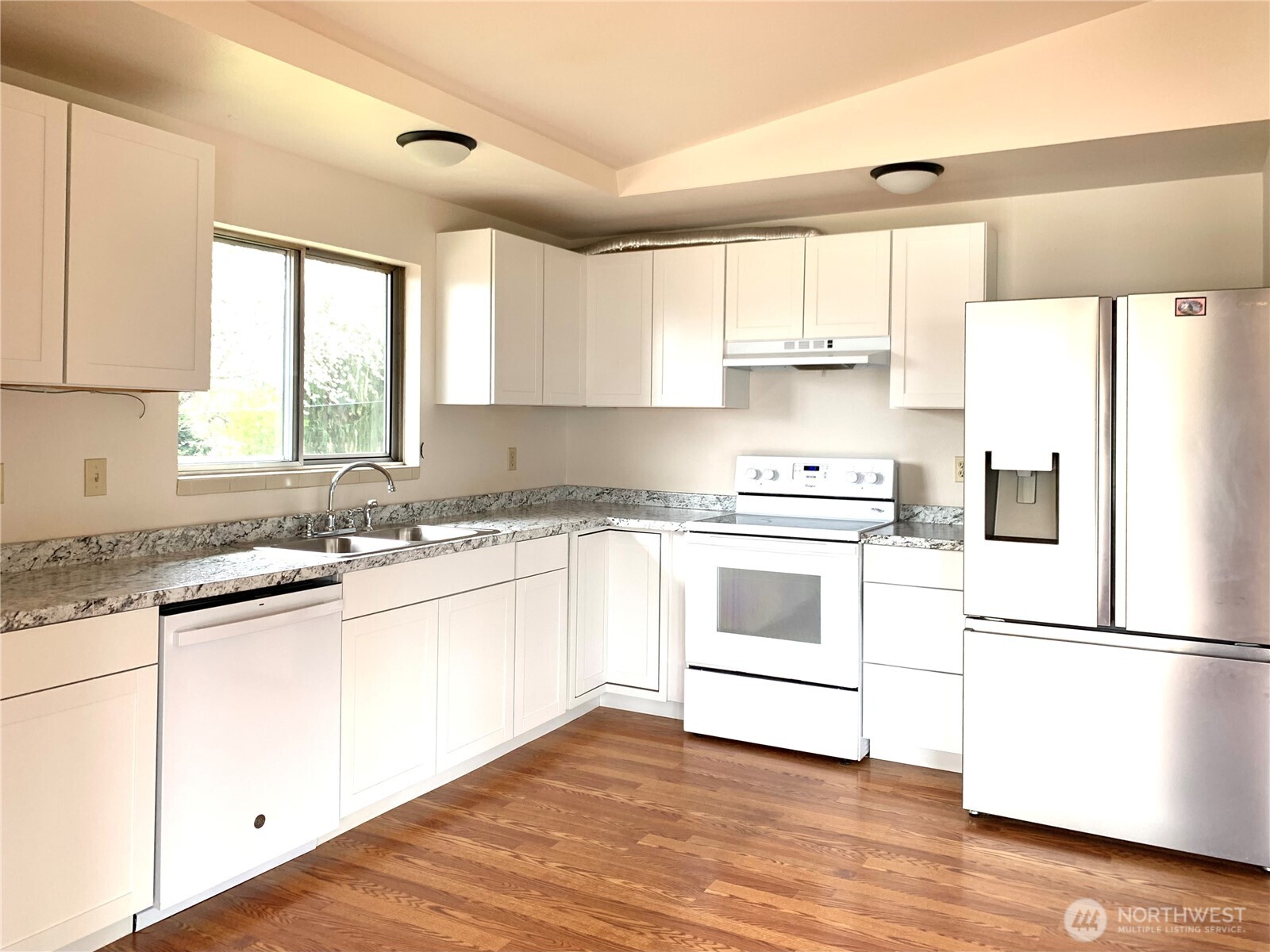 29818 4th Avenue SW, Federal Way, WA 98023