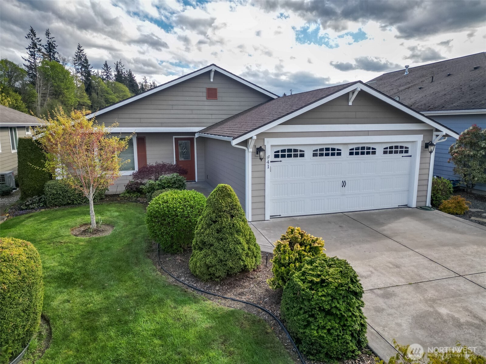 41 W Lobelia Drive , Sequim, WA 98382