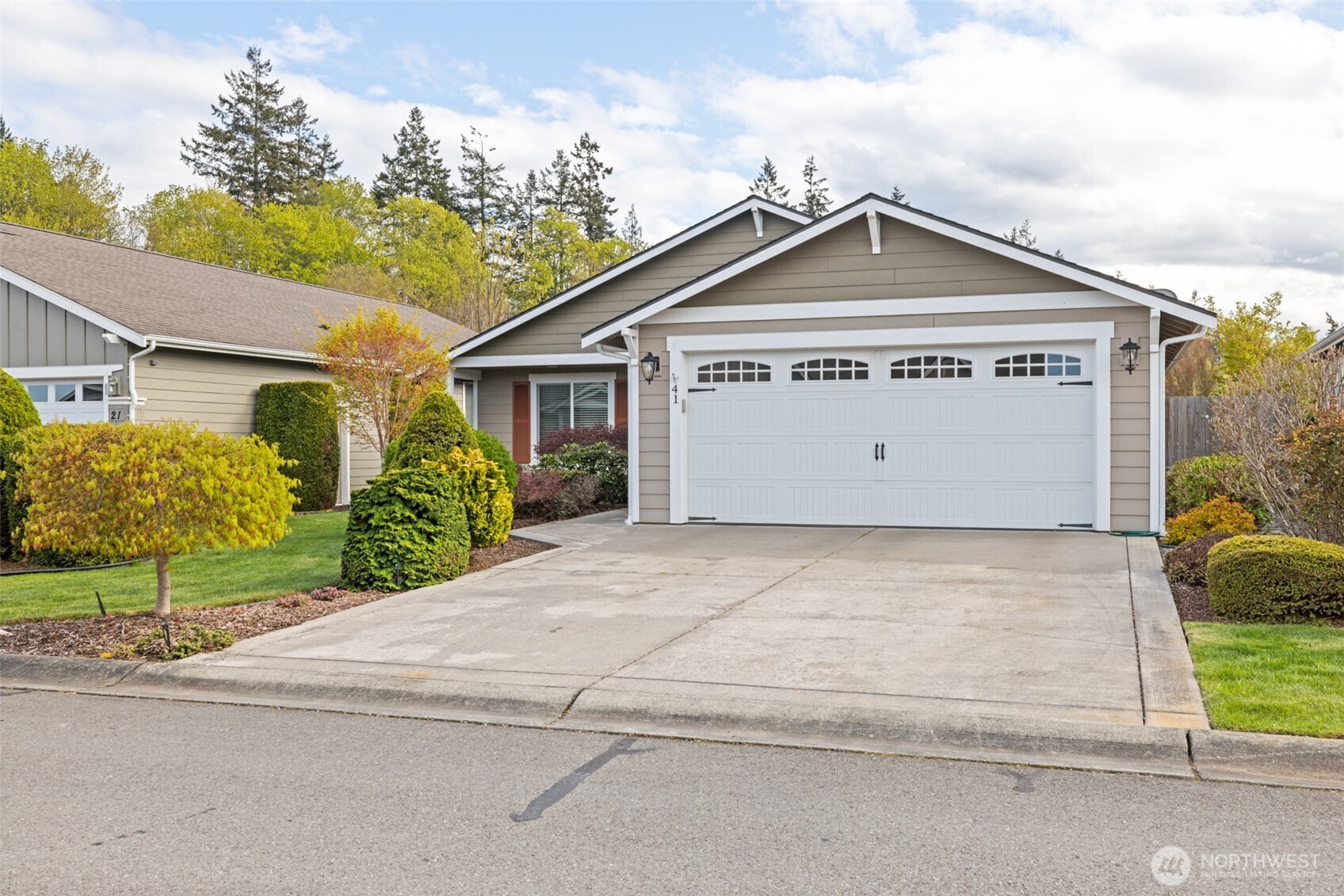 41 W Lobelia Drive , Sequim, WA 98382