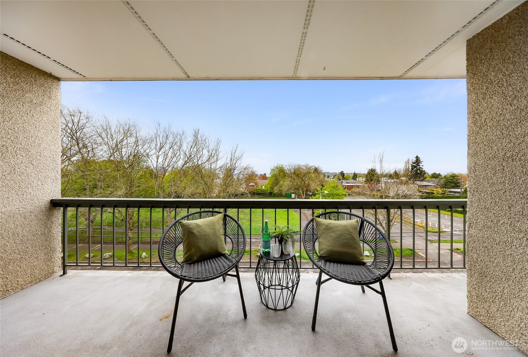 732 11th Avenue E #305, Seattle, WA 98102
