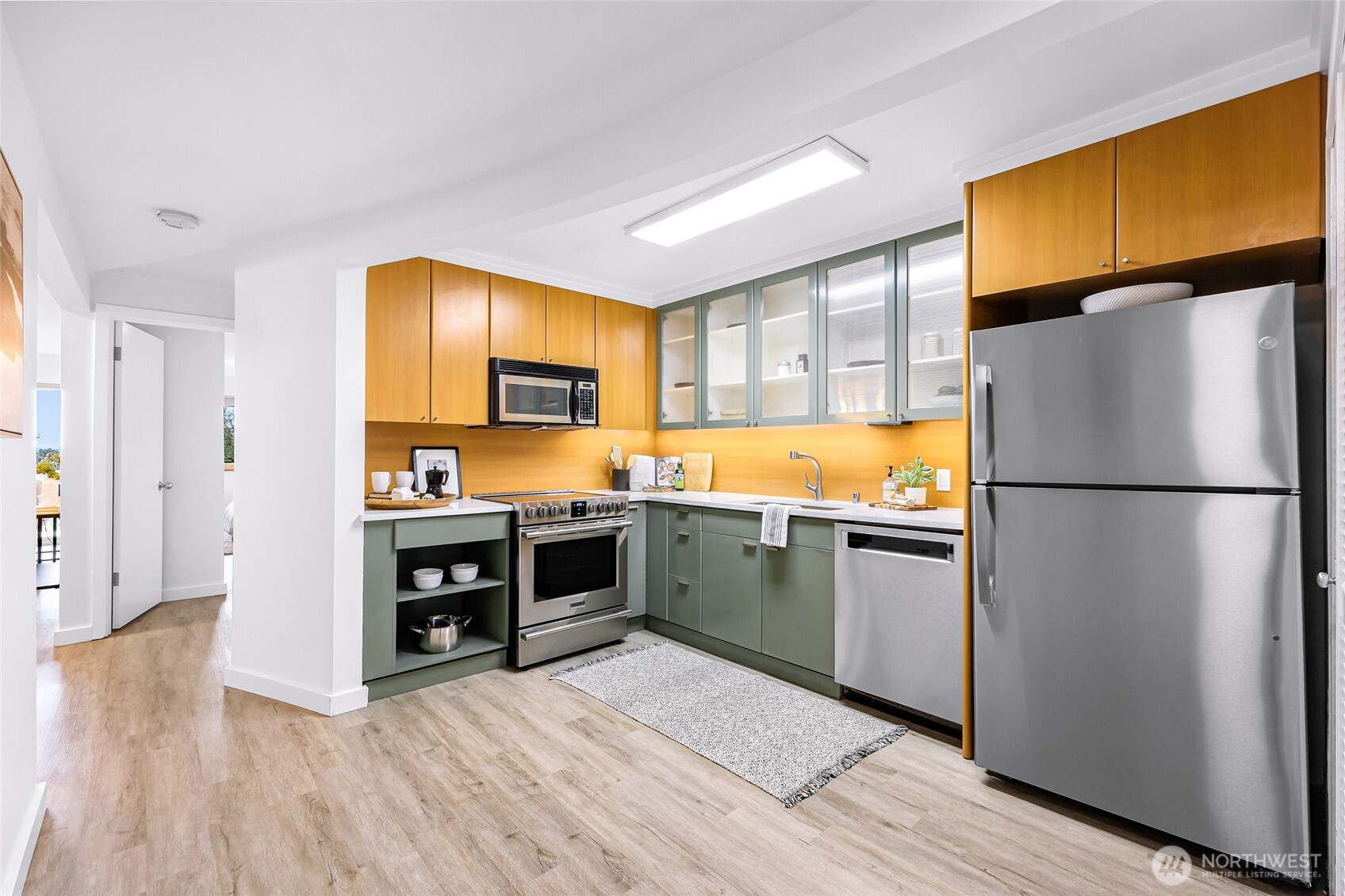 732 11th Avenue E #305, Seattle, WA 98102