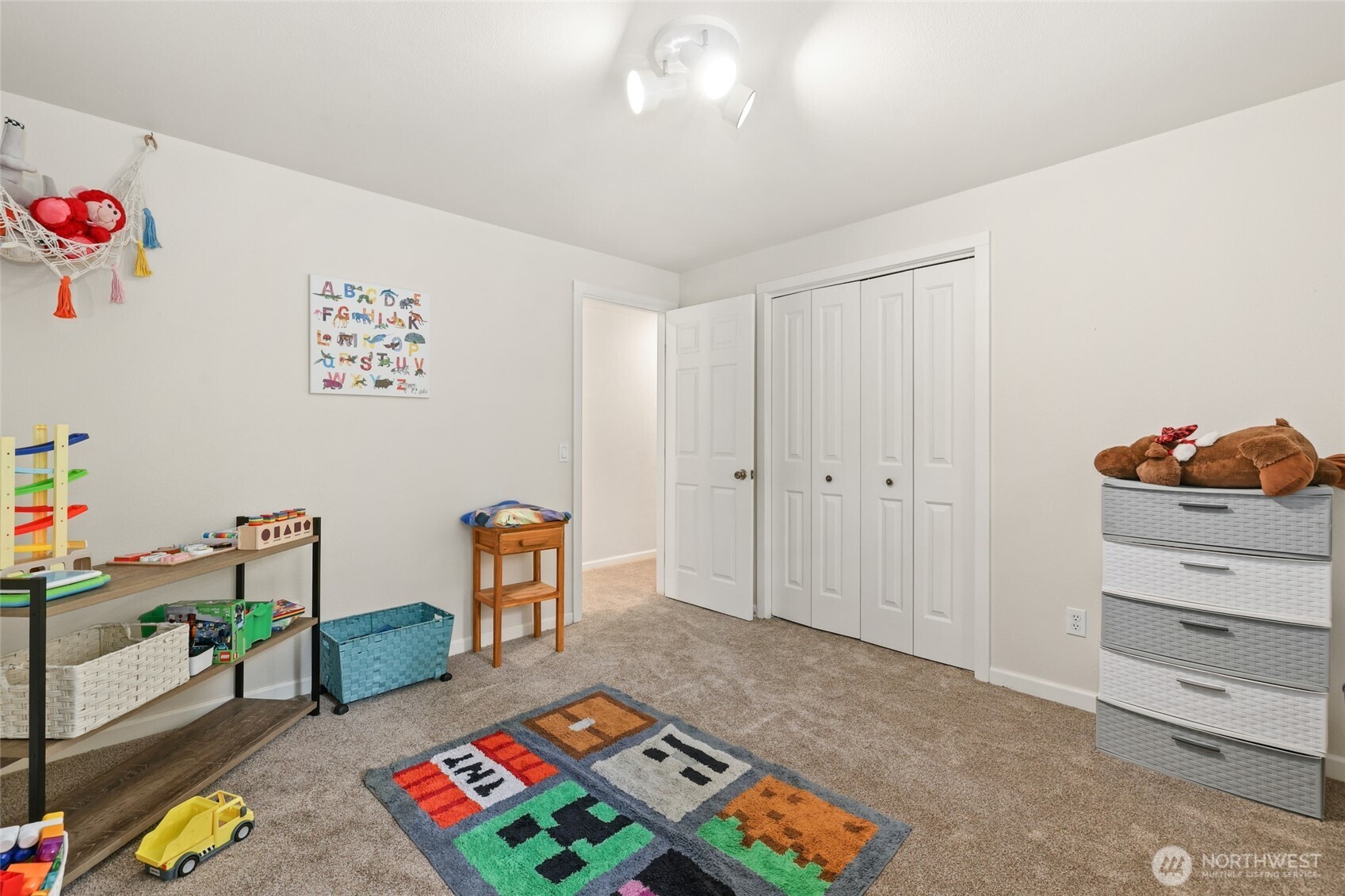 6724 Alpine Drive SW, Olympia, WA 98512