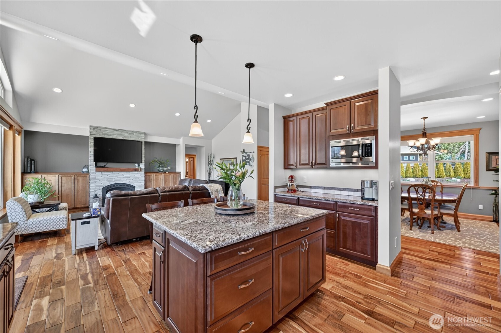 11611 Marihugh Place , Mount Vernon, WA 98273