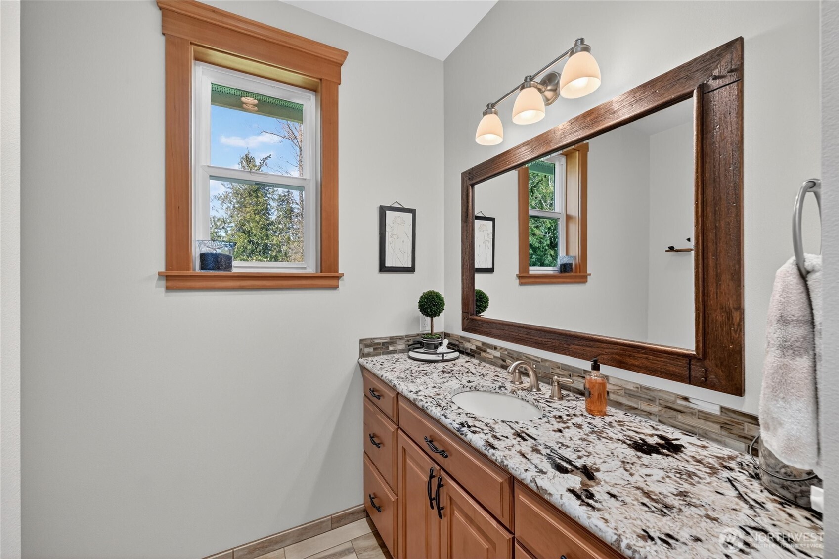 11611 Marihugh Place , Mount Vernon, WA 98273