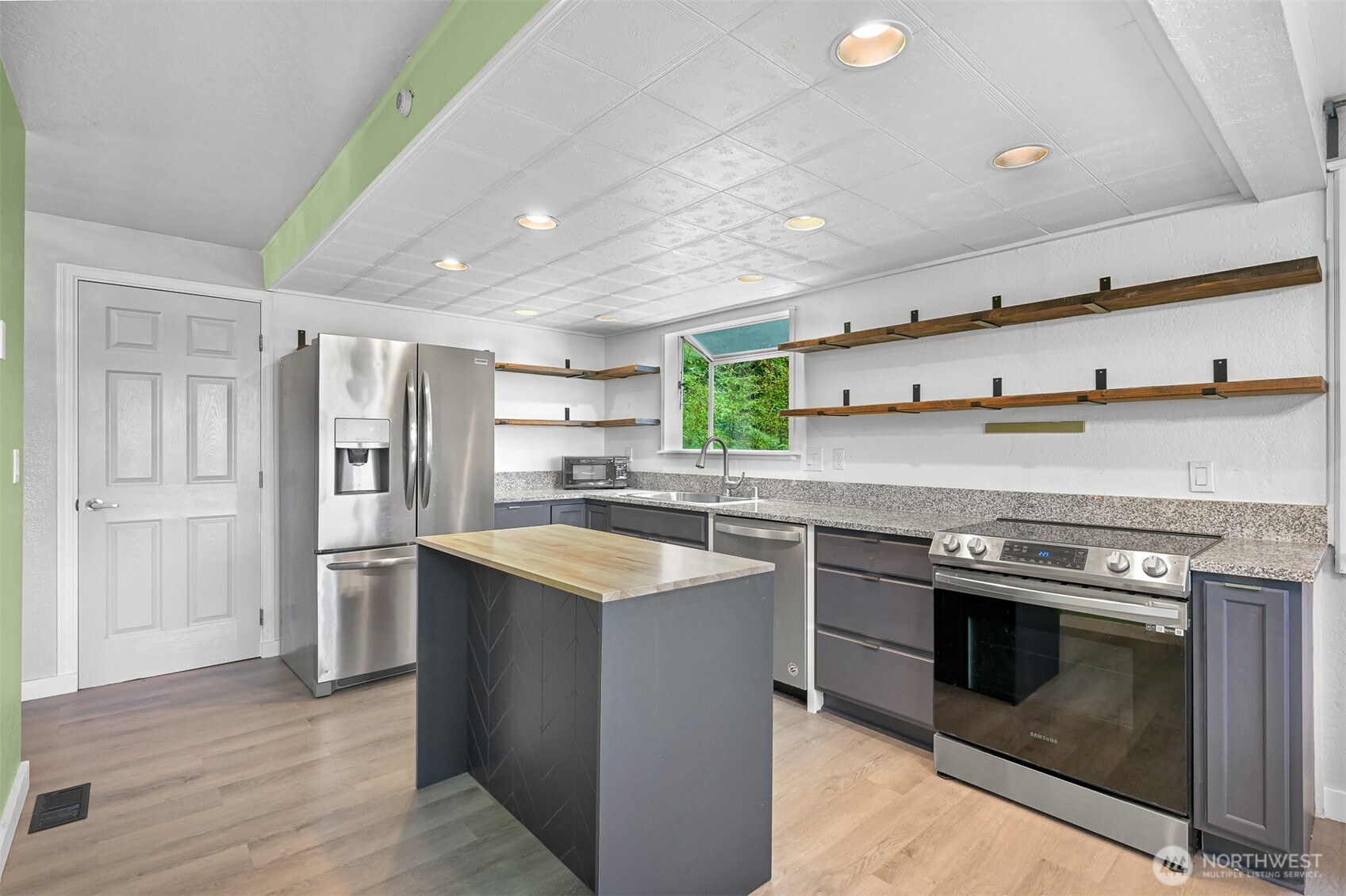 3007 Rye Court , Anacortes, WA 98221-3219