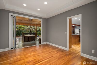 10444 SE 22nd Street , Bellevue, WA 98004 - Photo 11