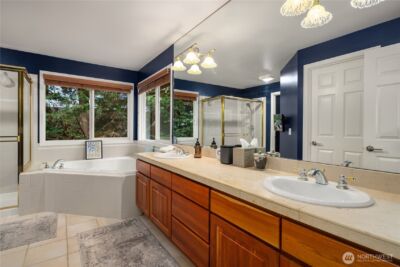 10444 SE 22nd Street , Bellevue, WA 98004 - Photo 14